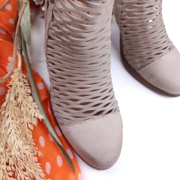 Diba True Grey Mule Ankle Boots sz 7½ - Picture 4 of 12